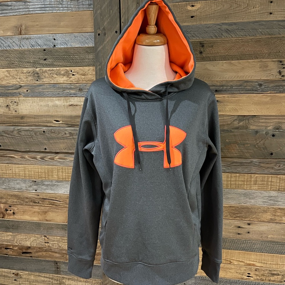 Under Armour Sweatshirt